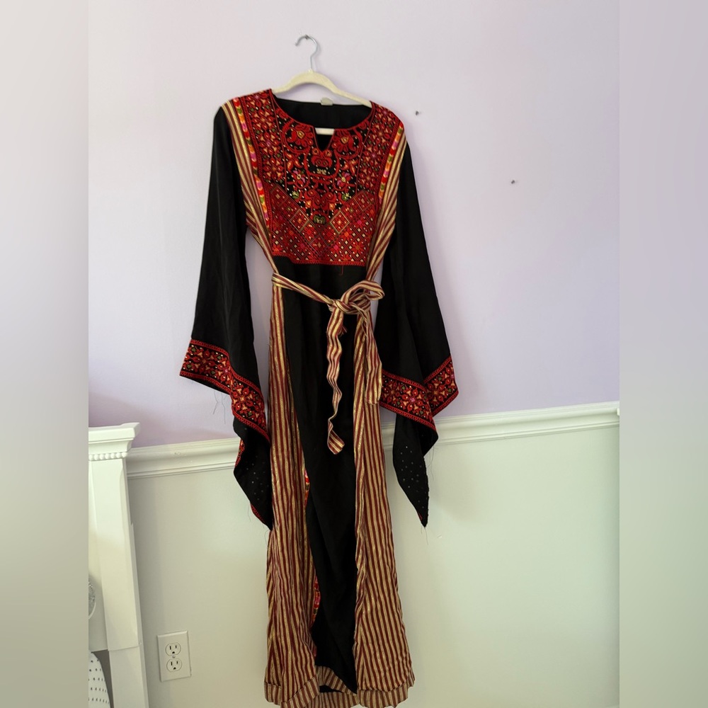 Elegant Black and Red Palestinian Embroidered Dress Thobe